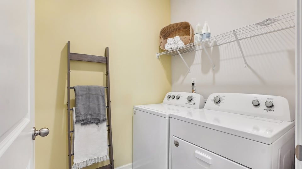 Laundry room with wire shelving