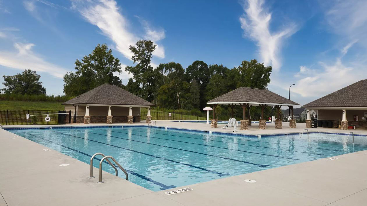 winston pointe pool
