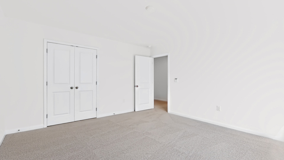 bedroom with carpet flooring
