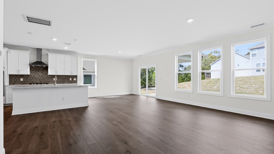 kitchen and breakfast area