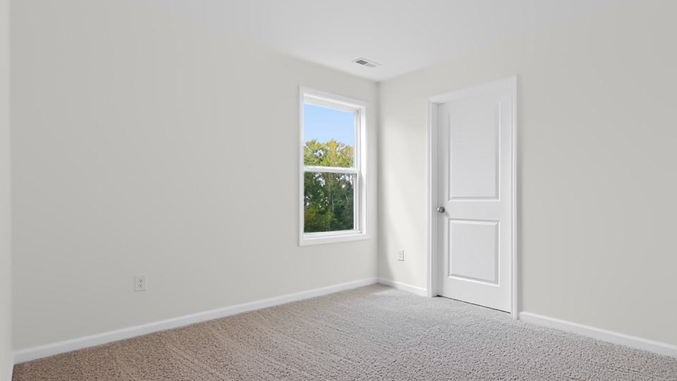 bedroom with carpet flooring