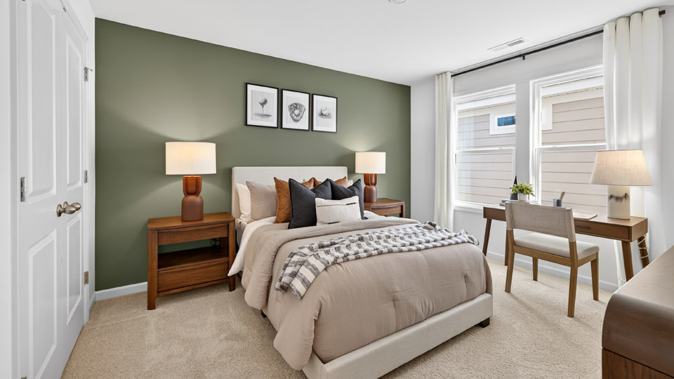 bedroom with carpet flooring