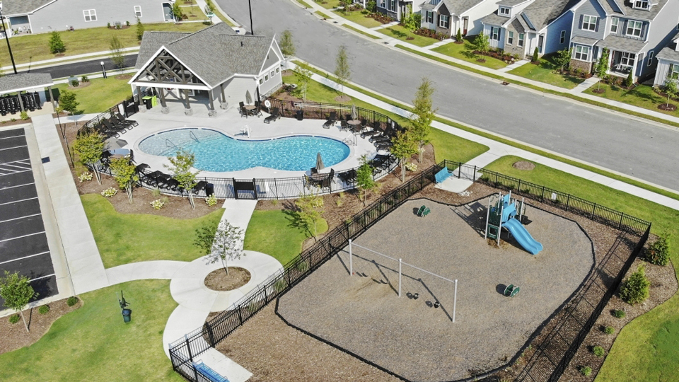 Haywood Glen Pool and Playgroud