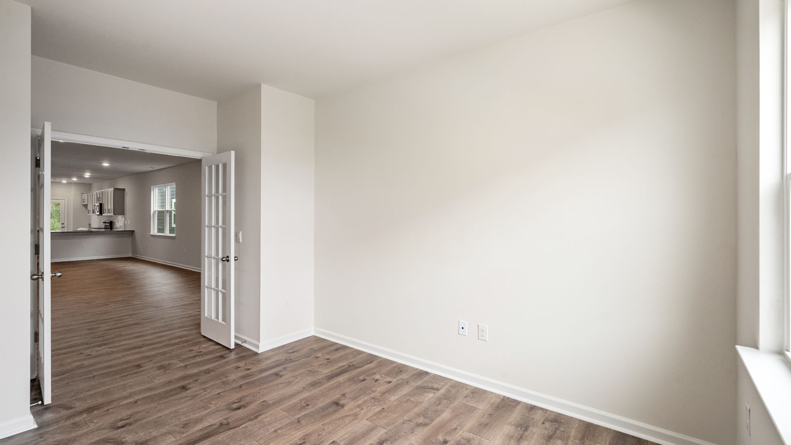 Living area with revwood flooring