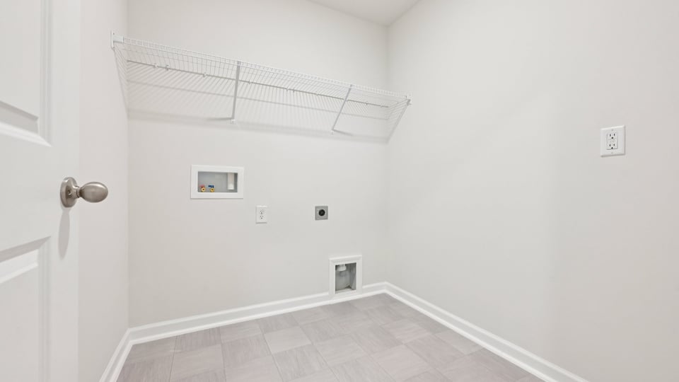 laundry room with washer and dryer hookups