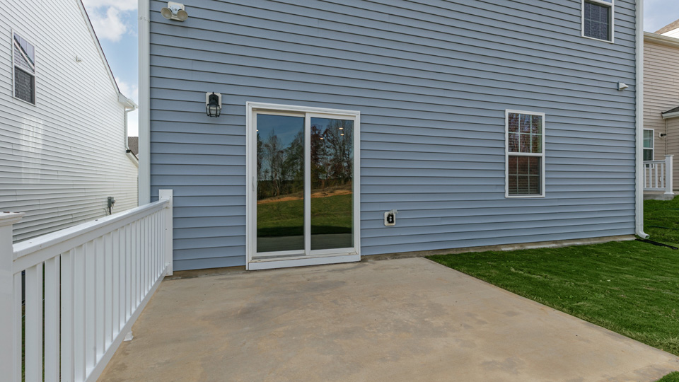 REAR PATIO ROBIE-M