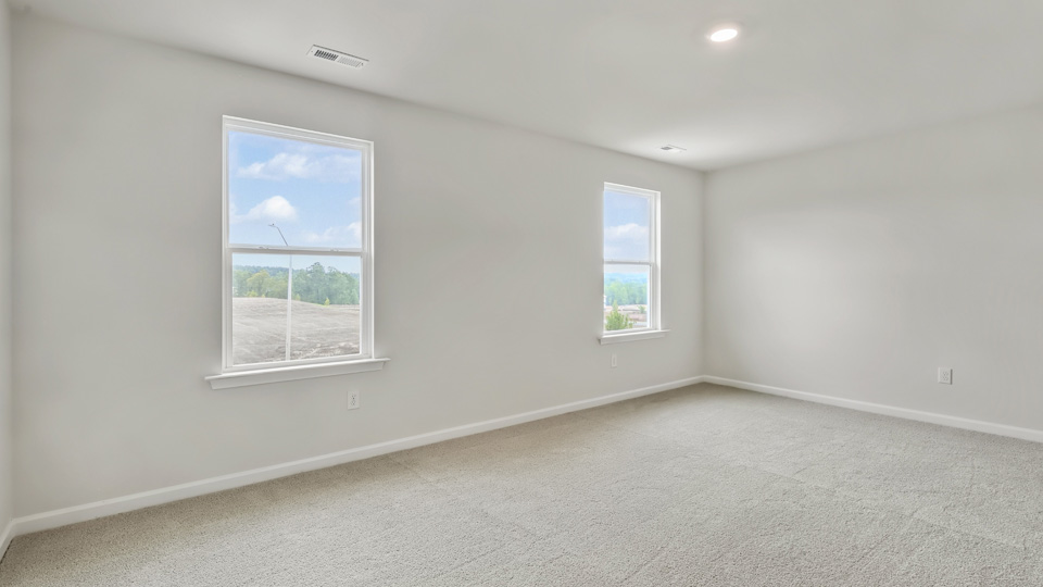 bedroom with carpet flooring