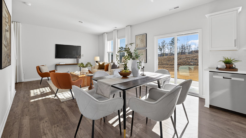 dining area overlooking kitchen