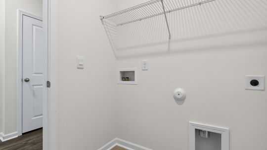 laundry room with washer and dryer hookups