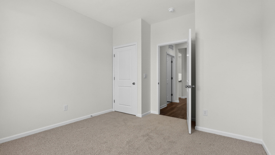 bedroom with carpet flooring