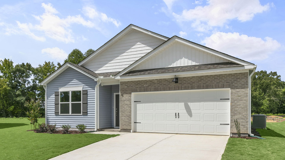 * Photos are not of actual home or interior features and are representative of floor plan only. *