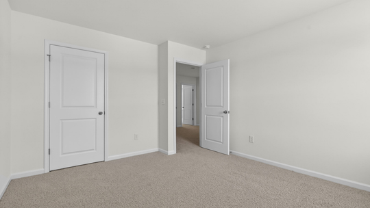 bedroom with carpet flooring