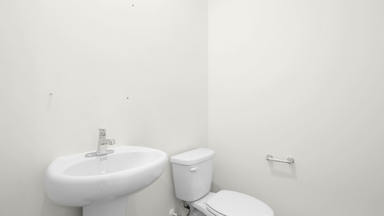 powder room with pedestal sink