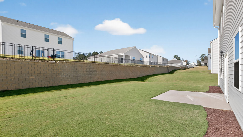 * Photos are not of actual home or interior features and are representative of floor plan only. *