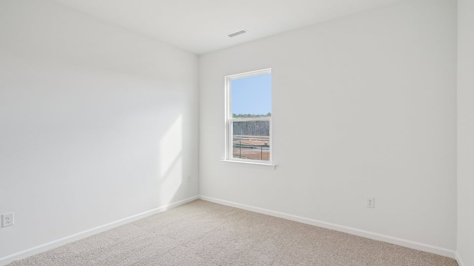 bedroom with carpet flooring