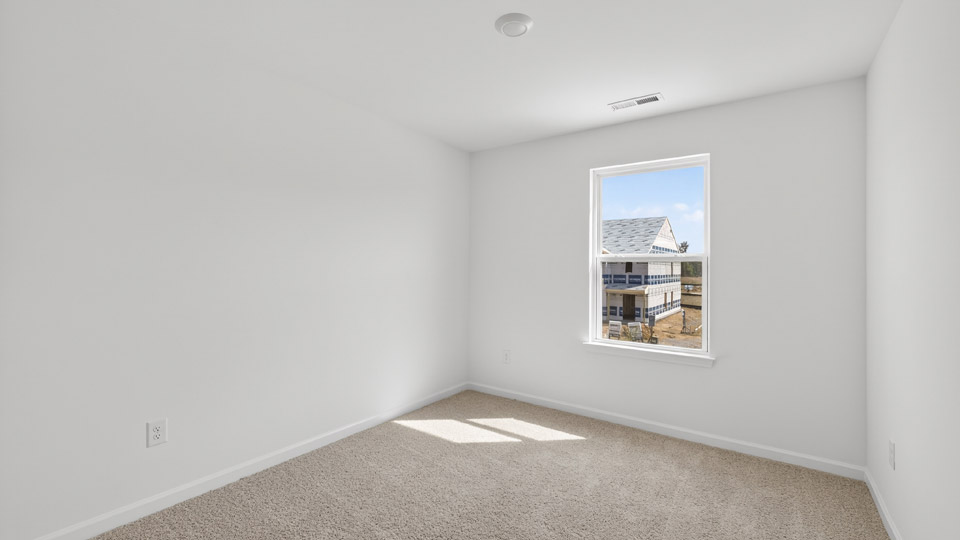 bedroom with carpet flooring