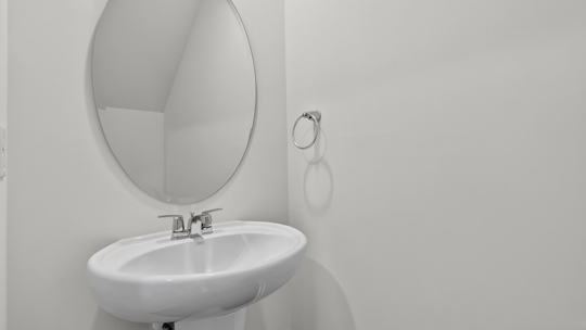 powder room with pedestal sink