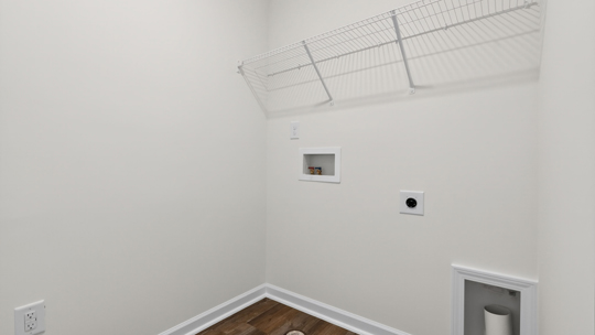 laundry room with washer and dryer hookups