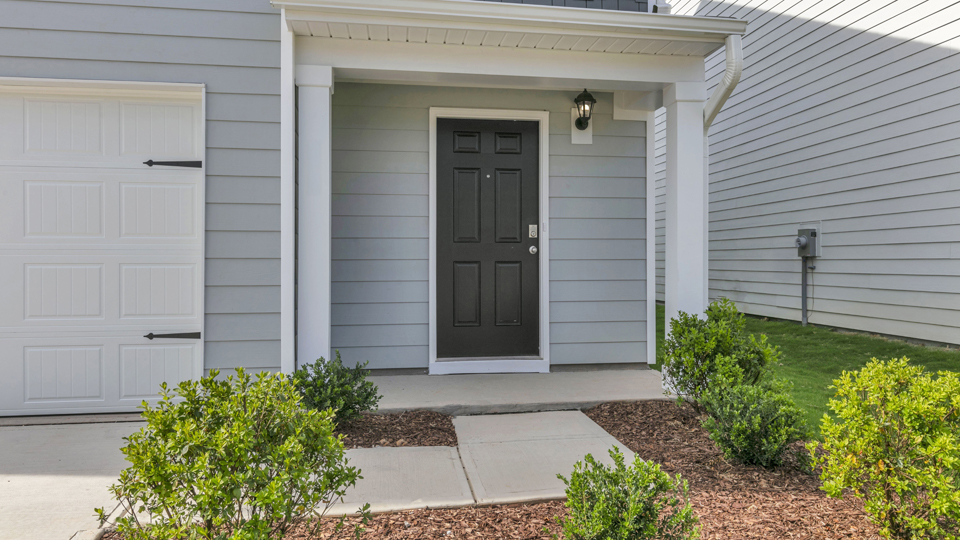 front door of robie floorplan with covered stoop