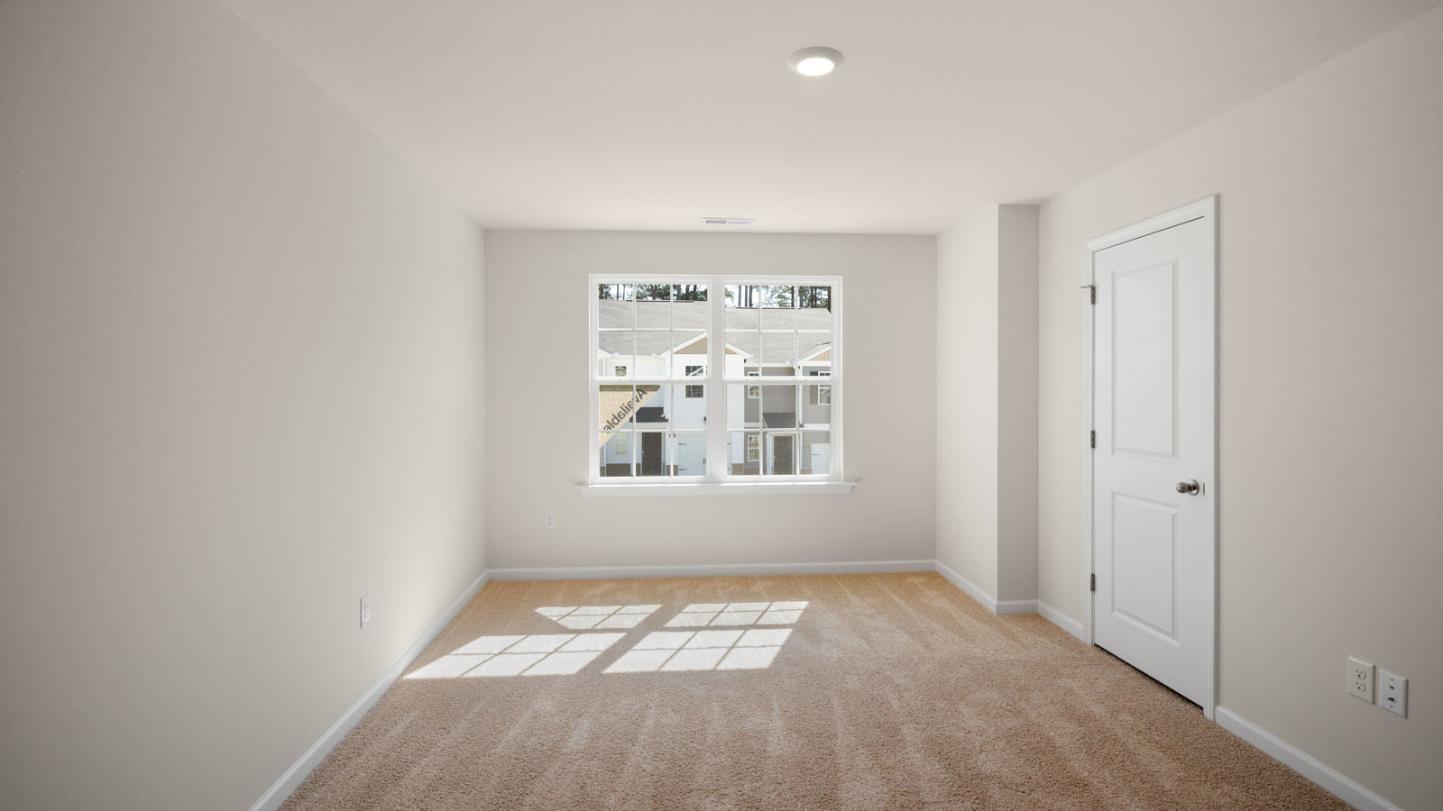 bedroom with carpet flooring