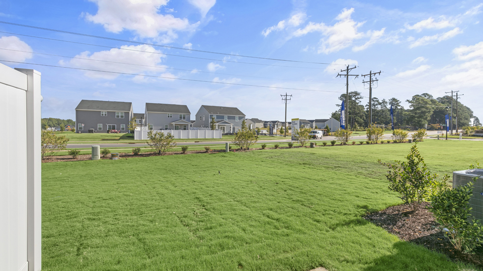 * Photos are not of actual home or interior features and are representative of floor plan only. *