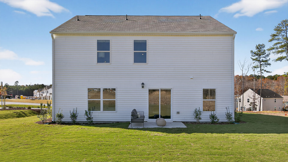 * Photos are not of actual home or interior features and are representative of floor plan only. *