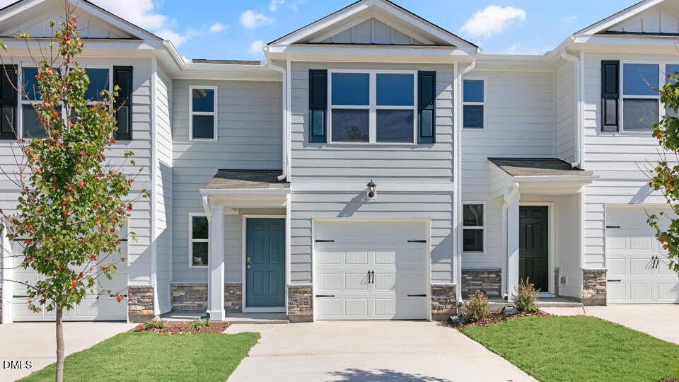 7015 Dolmen Drive exterior