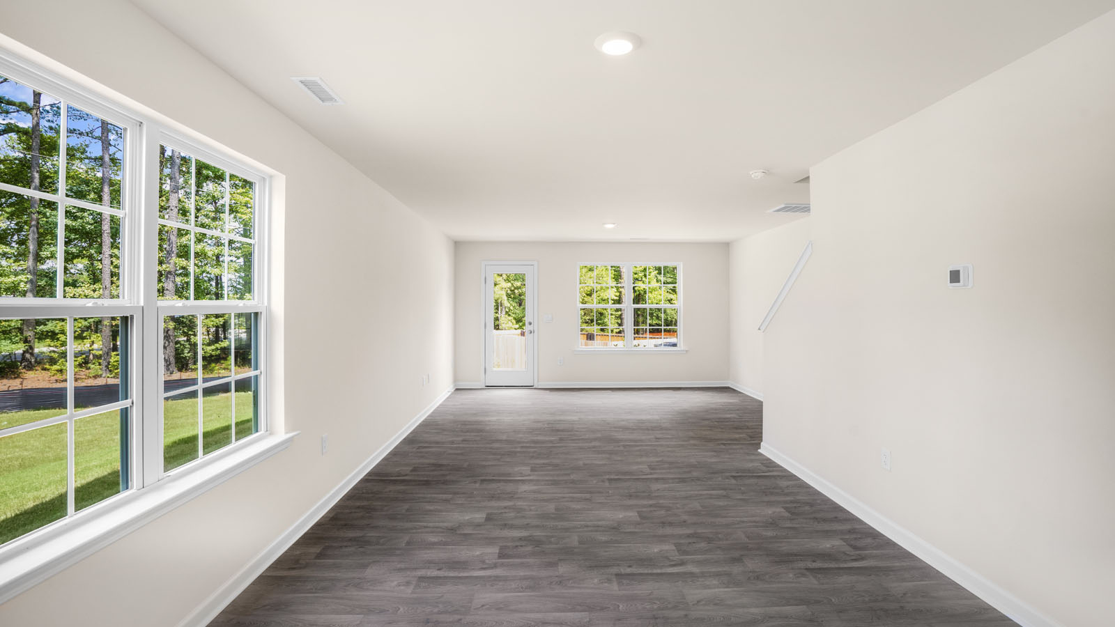 Living area with great open space