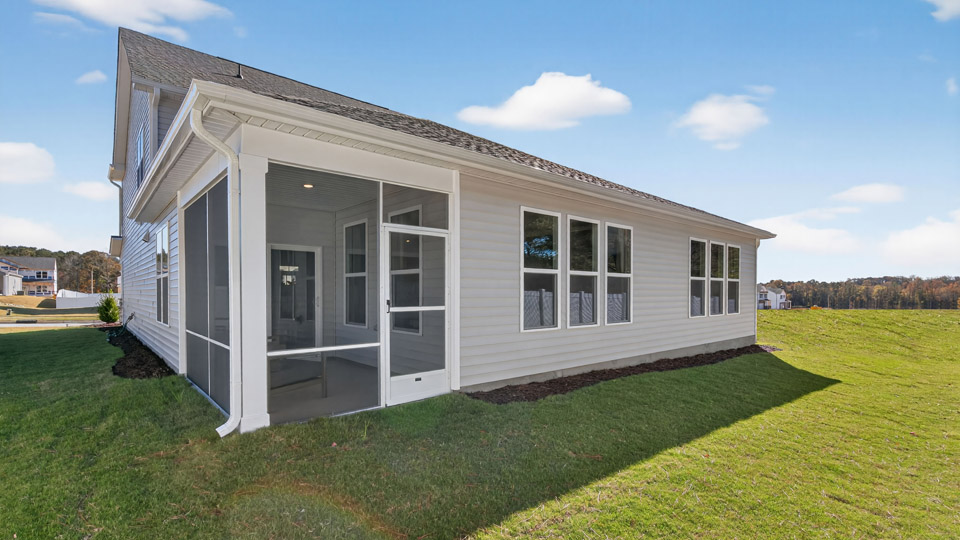 * Photos are not of actual home or interior features and are representative of floor plan only. *