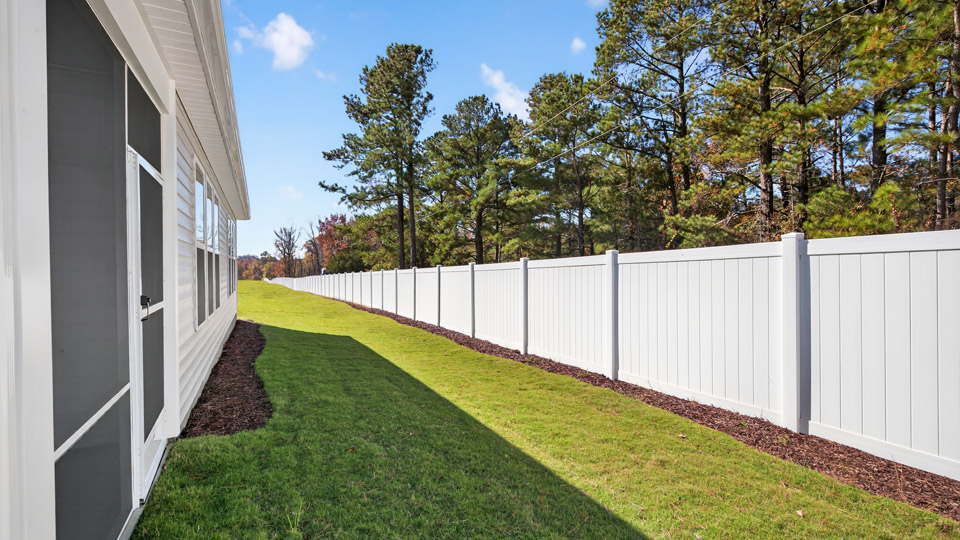 * Photos are not of actual home or interior features and are representative of floor plan only. *