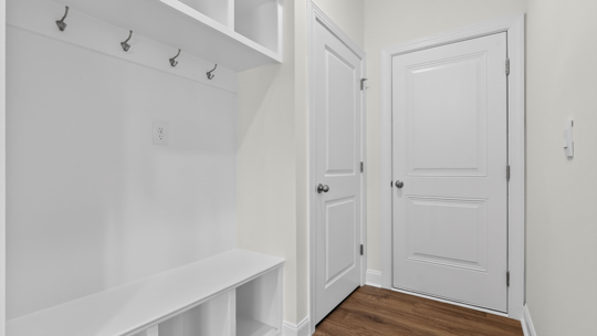 mudbench dropzone with cubbies and hooks