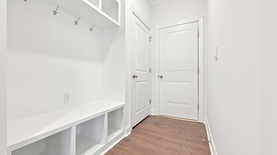 mudbench dropzone area with cubbies and hooks