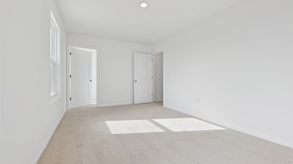 bedroom with carpet flooring