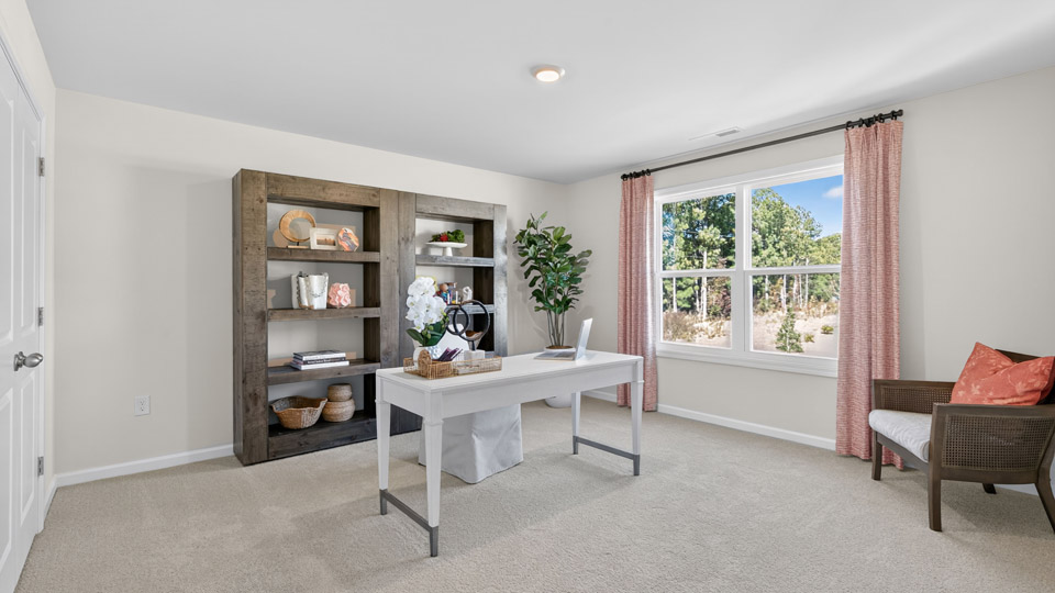 bedroom with carpet flooring