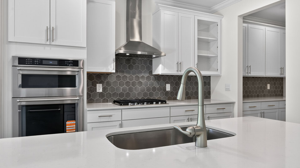 Kitchen with quartz counters