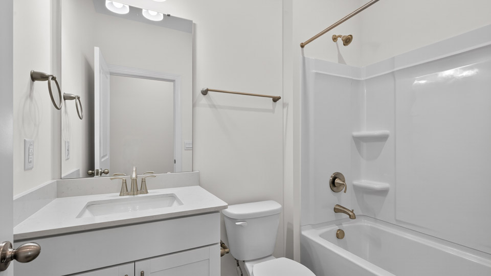 Bathroom with quartz counters