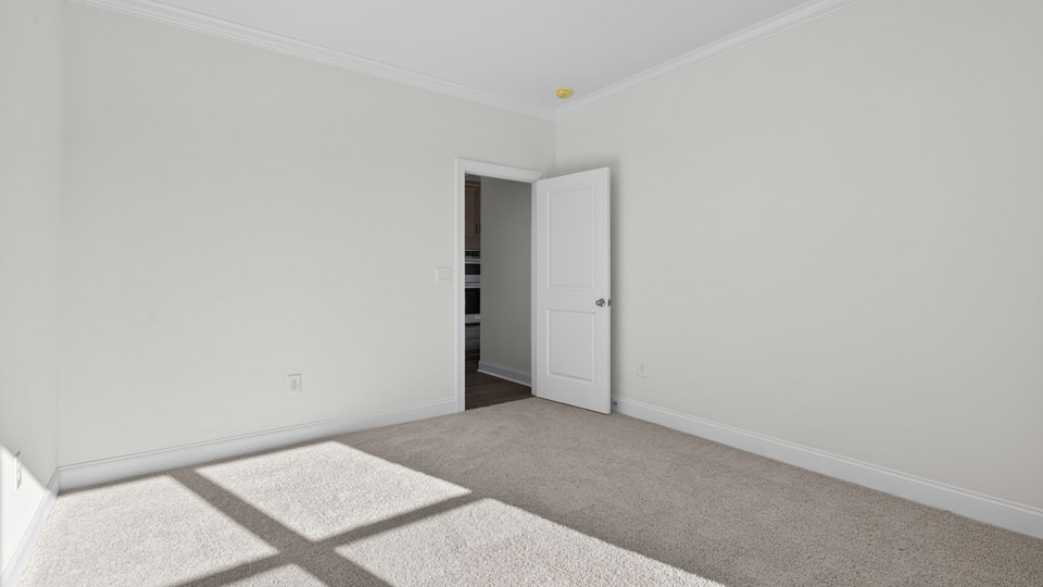 Bedroom with carpet floor and closet