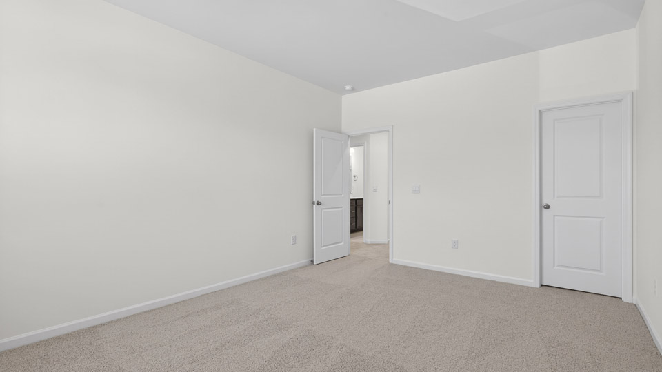 Bedroom with carpet floor and closet