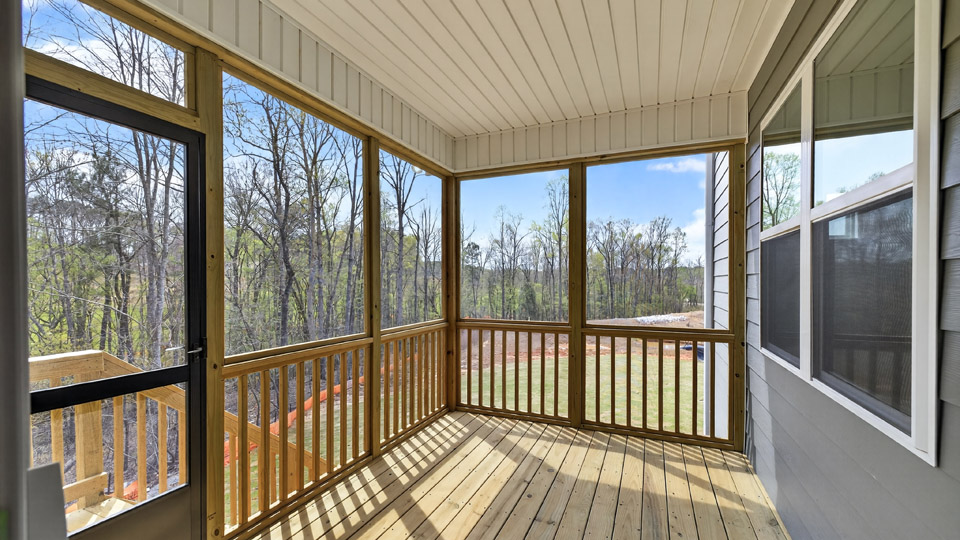 exterior patio with covered enclosed deck