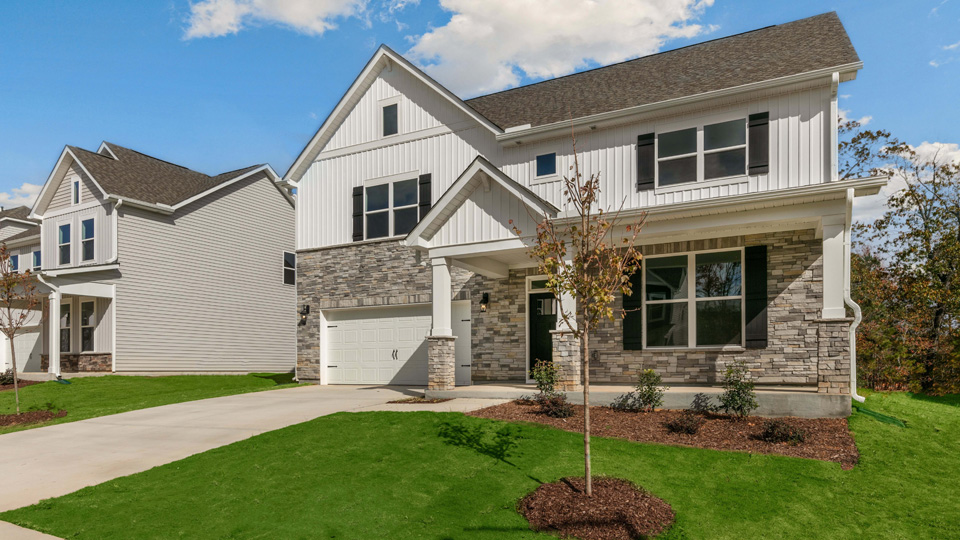 * Photos are not of actual home or interior features and are representative of floor plan only. *