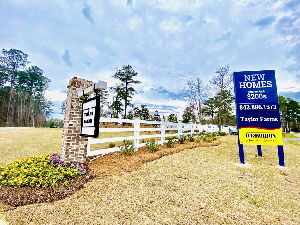 New Homes in Taylor Farms LADSON, SC D.R. Horton