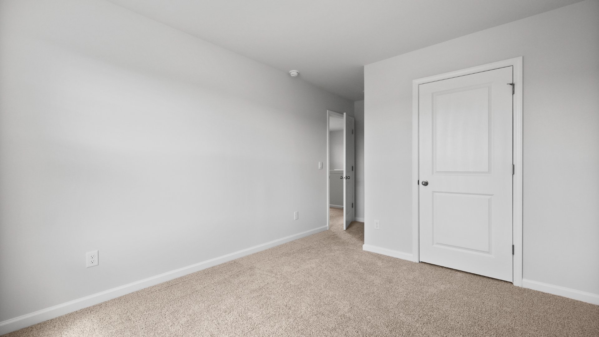 Guest bedroom