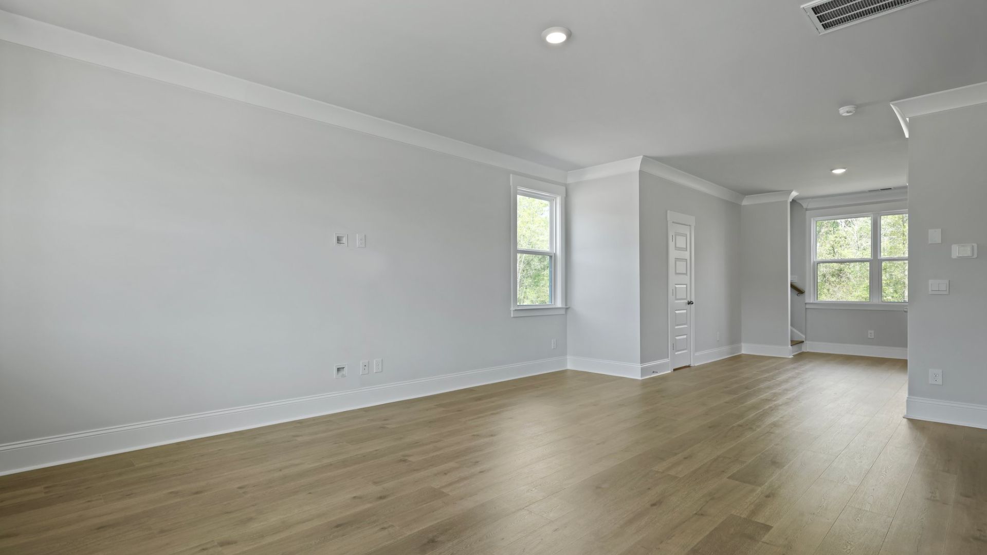 Living room with a lot of light