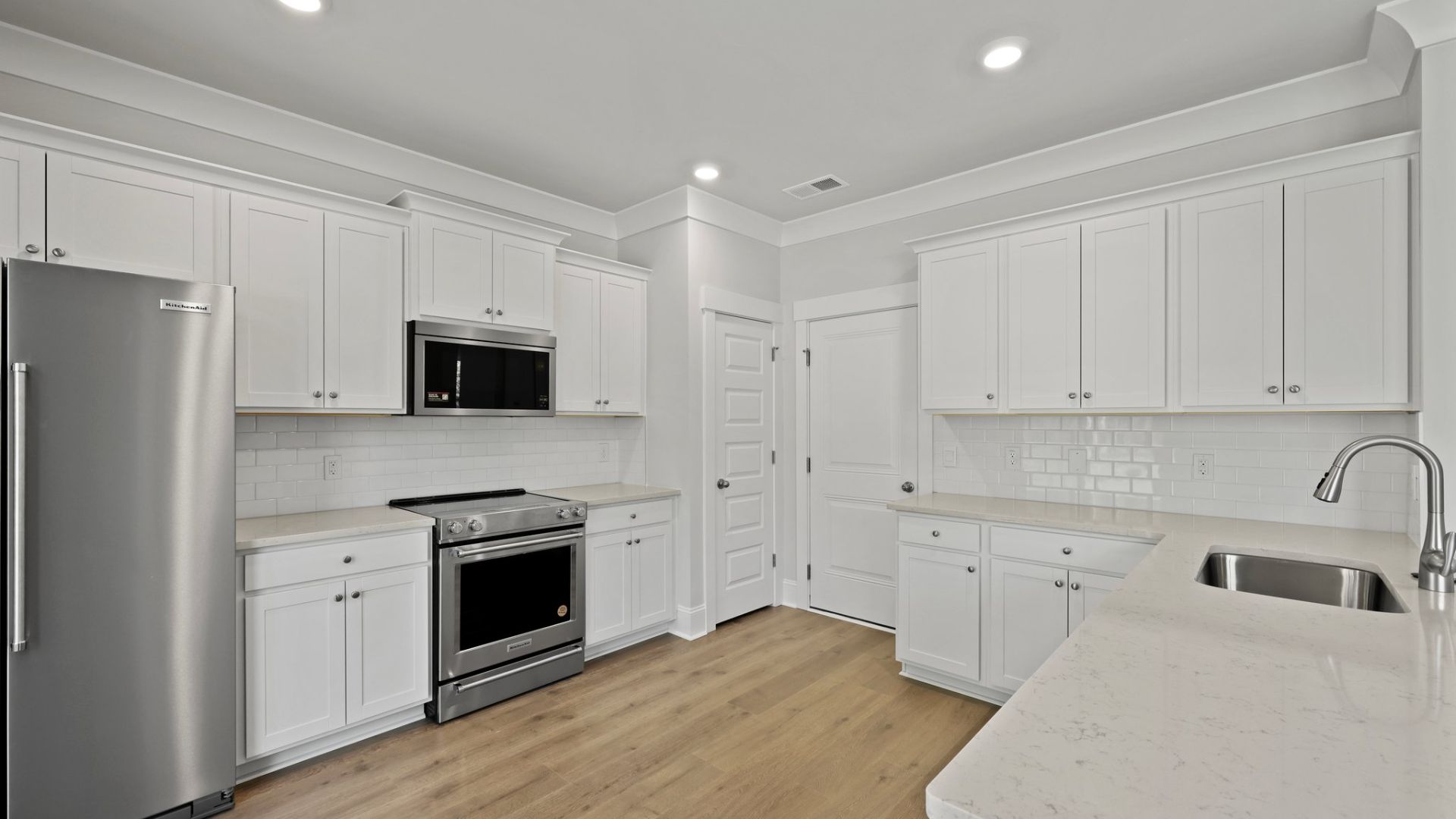 Modern kitchen in Summerville