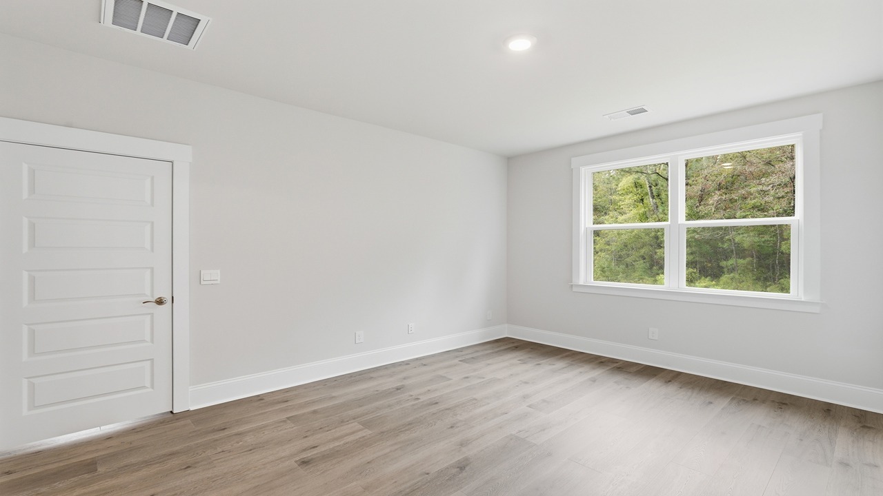 Large windows in owners suite