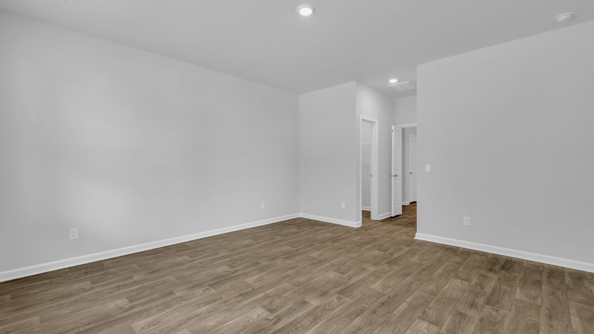 Homes with bonus rooms or guest space