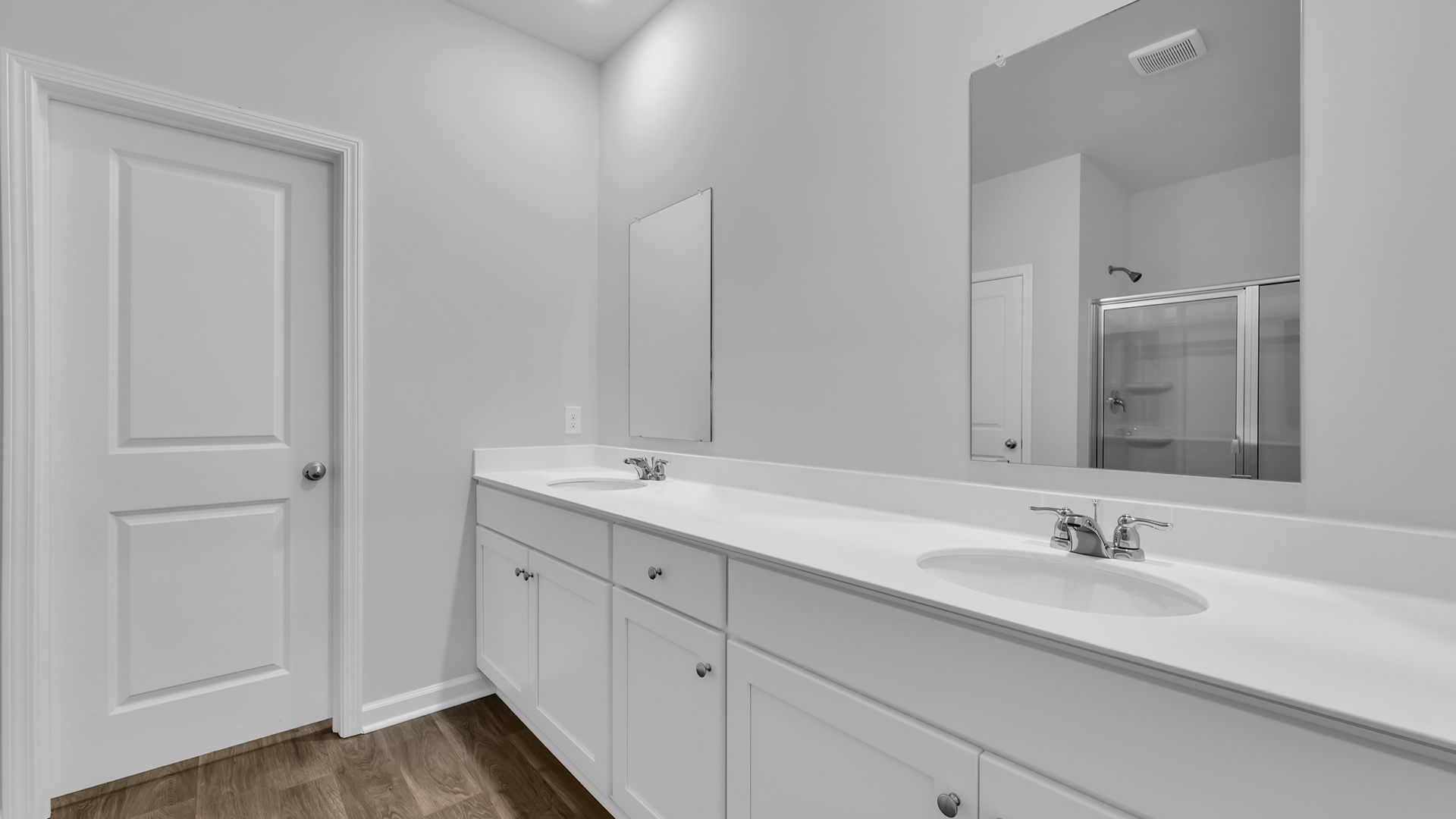 Homes with bonus rooms