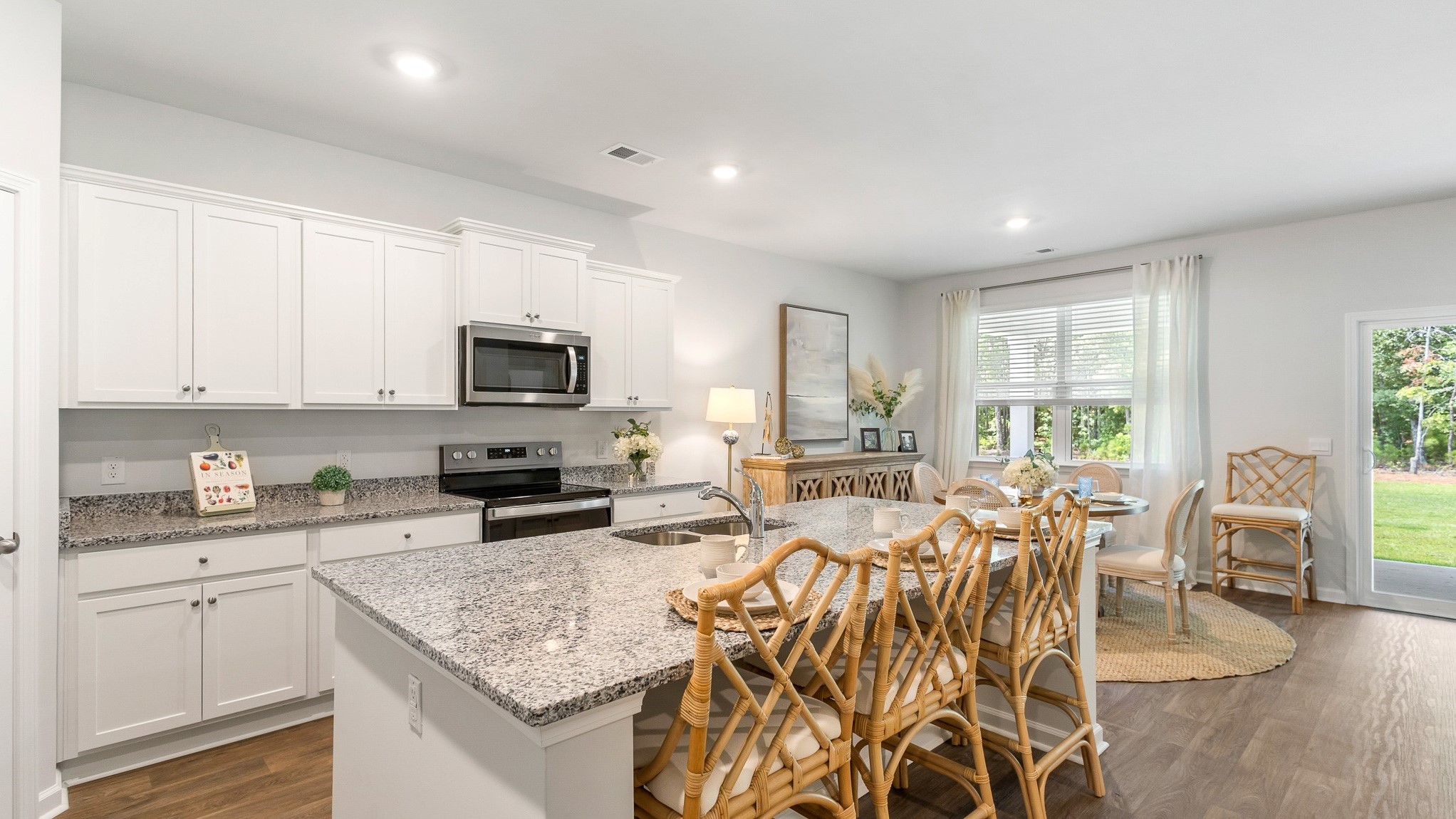 large open concept kitchen
