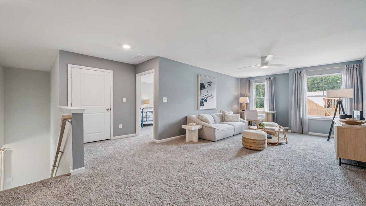 Second story loft space