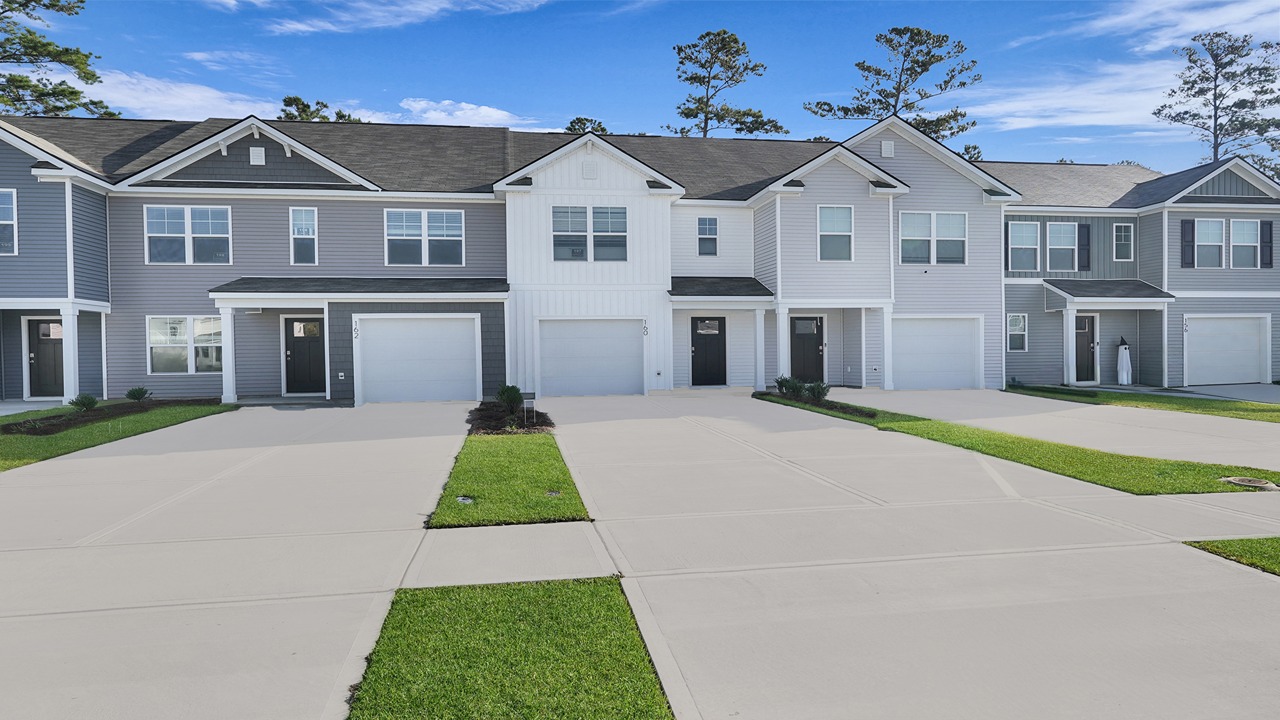 New townhomes in Cane Bay